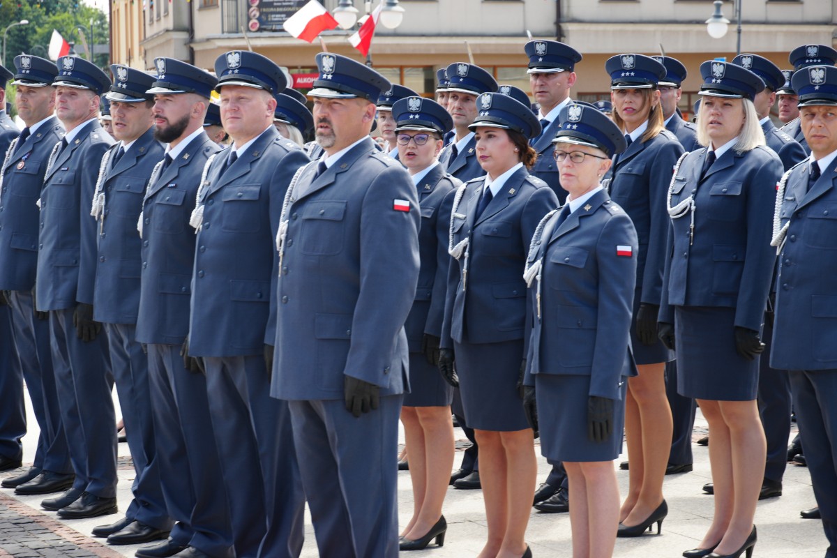 Obchody Święta Służby Więziennej na Rynku w Trzebini