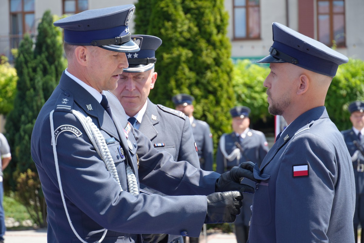 Obchody Święta Służby Więziennej na Rynku w Trzebini