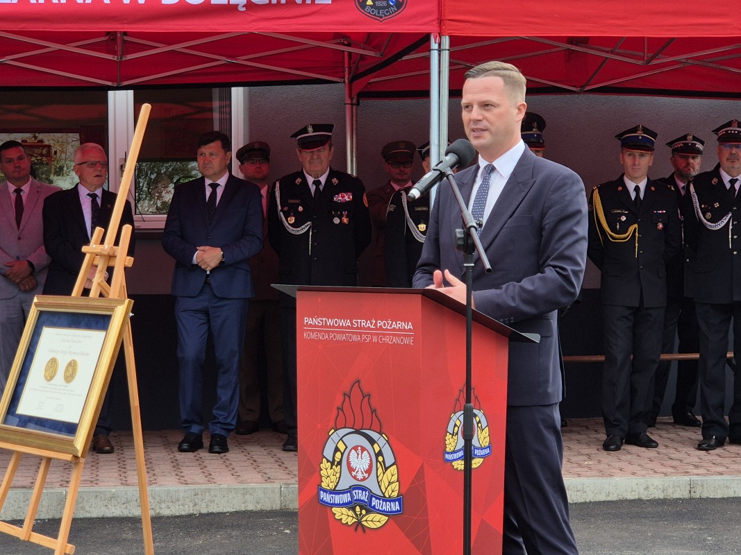 Goście przemawiają podczas jubileuszu