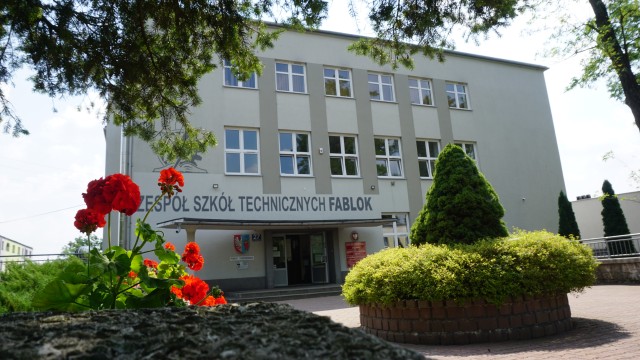 Budynek szkoły 