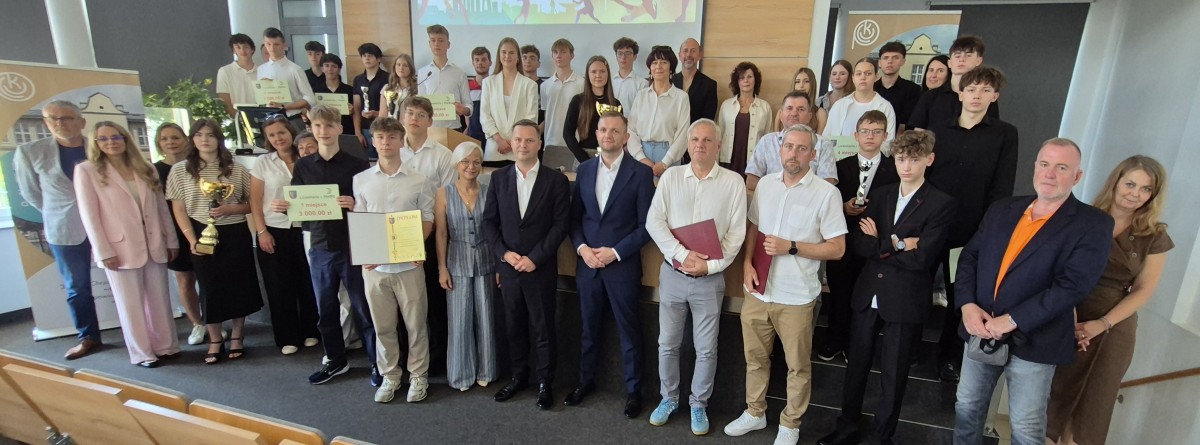 Laureaci licealiady
