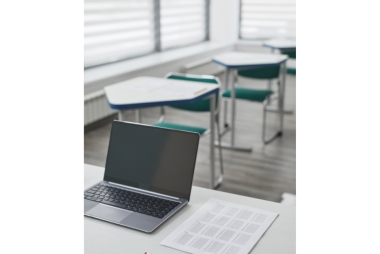laptop, kartka 